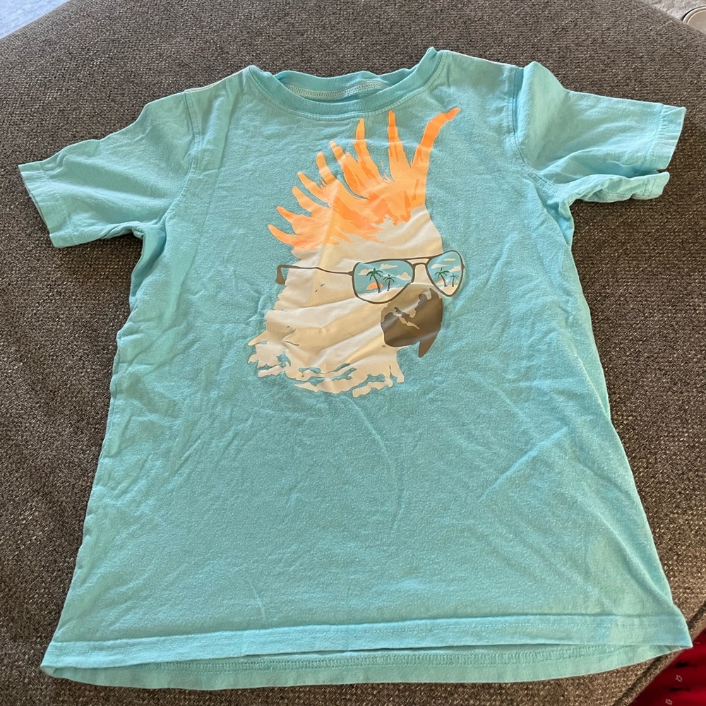 Boy’s Carters parrot 🦜 tee shirt 👕